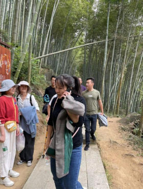 “激情凝聚力量，團隊綻放活力”——2020 盛德主題登山團建活動